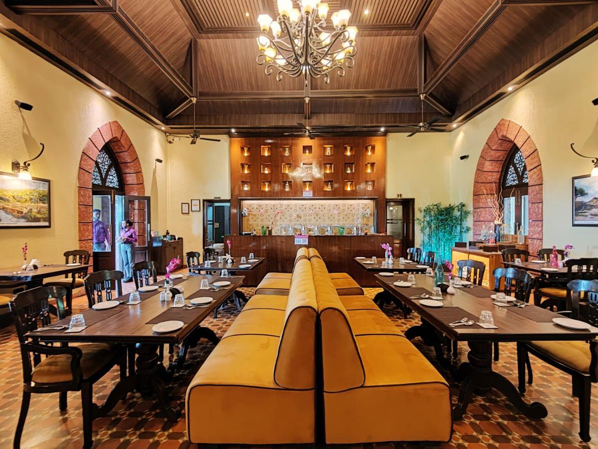Hotel Regenta Mpg Club Mahābaleshwar Extérieur photo
