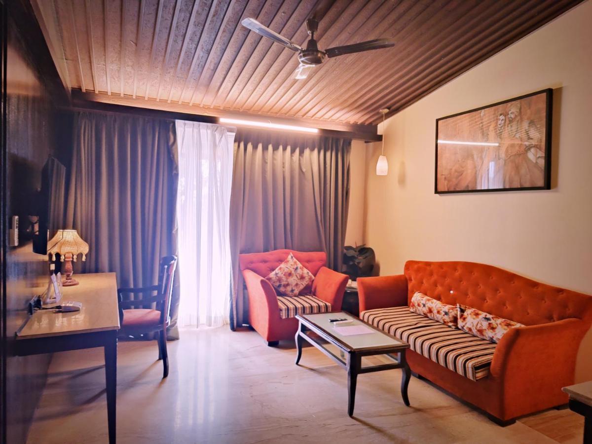 Hotel Regenta Mpg Club Mahābaleshwar Extérieur photo